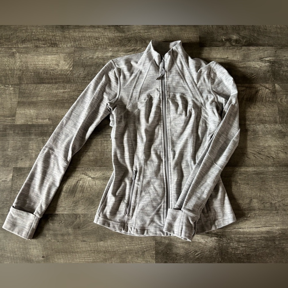 Lululemon 8
